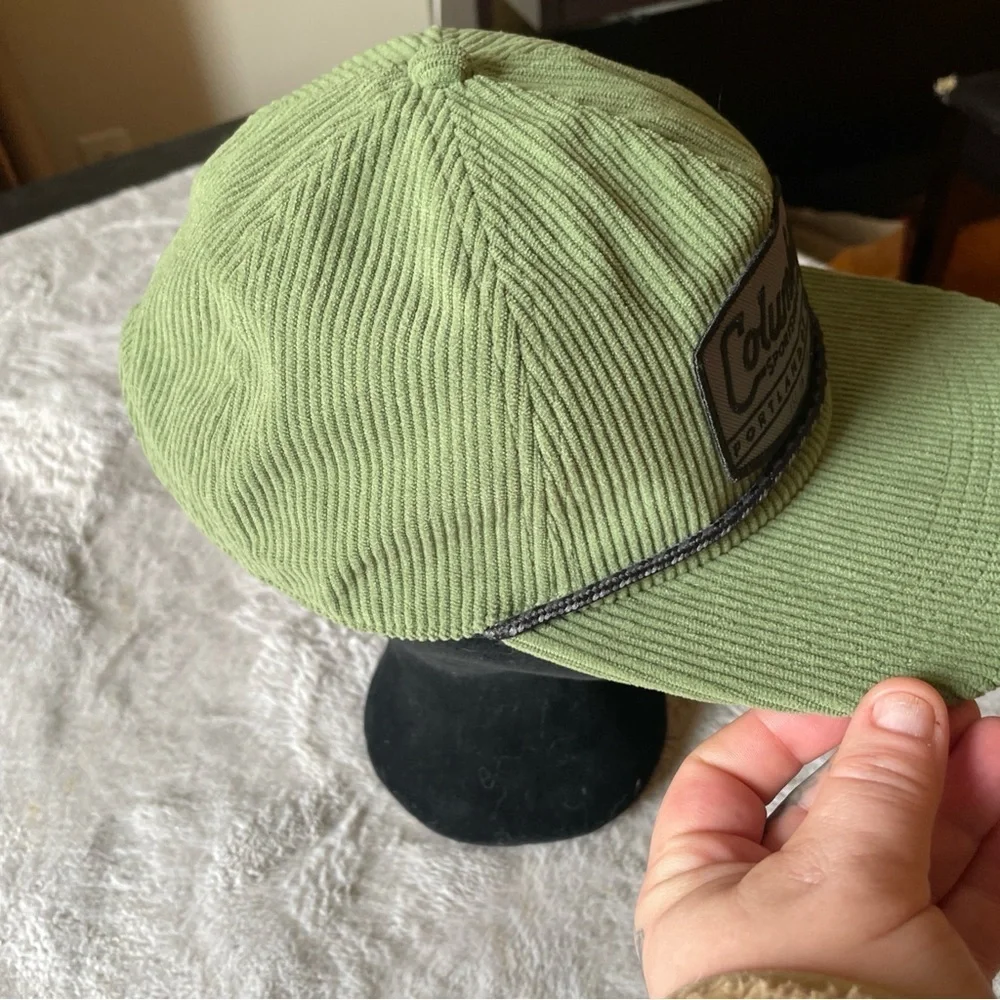 Columbia Green Corduroy Cap adjustable one size